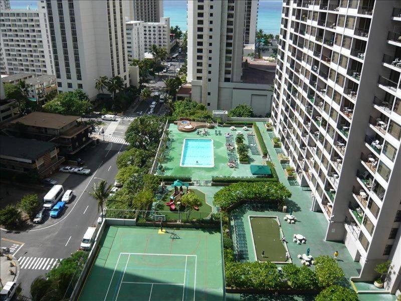 French Banyan Hotel Honolulu Exterior photo